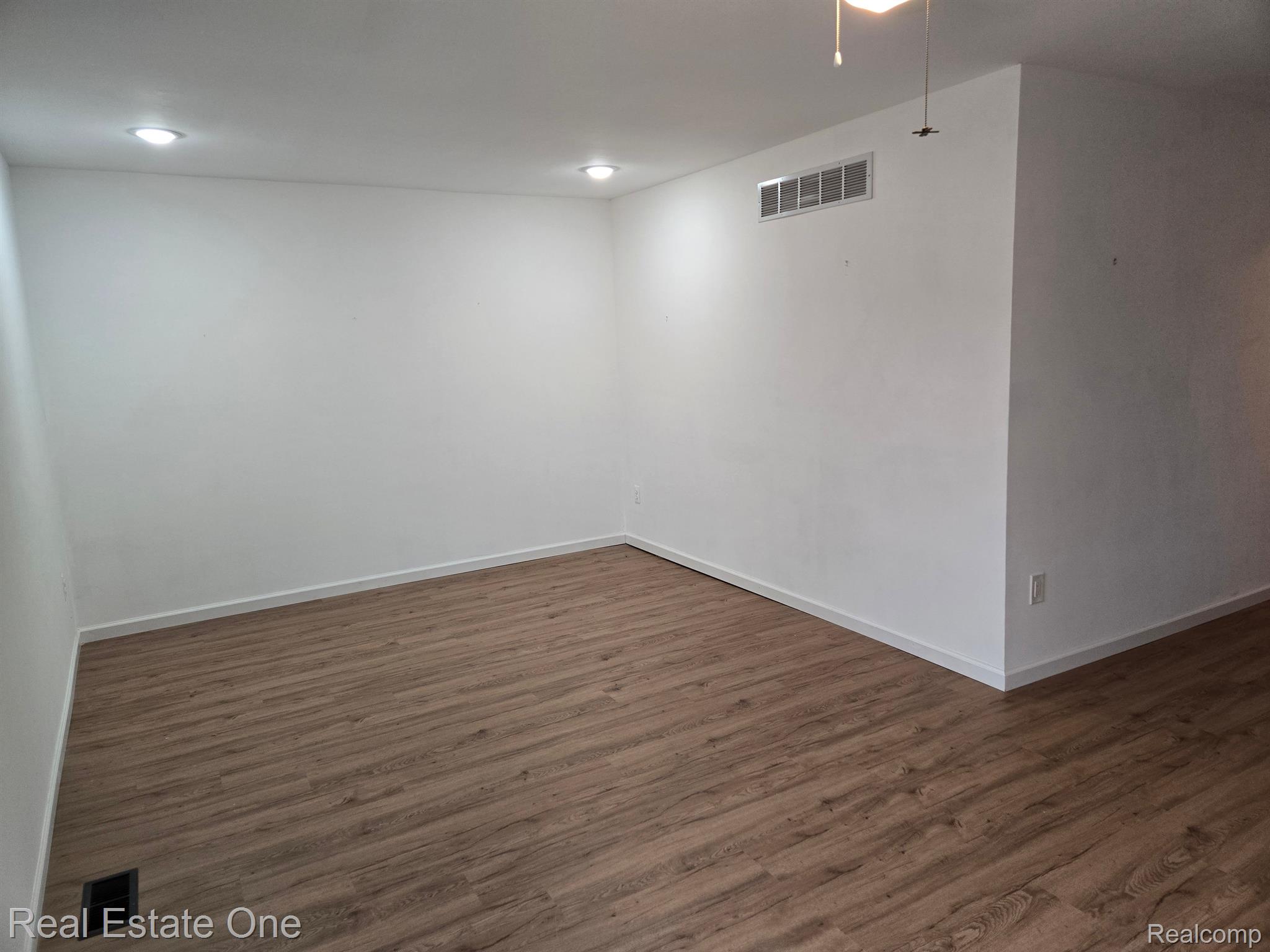 111 MANOR WAY Bldg#: 14