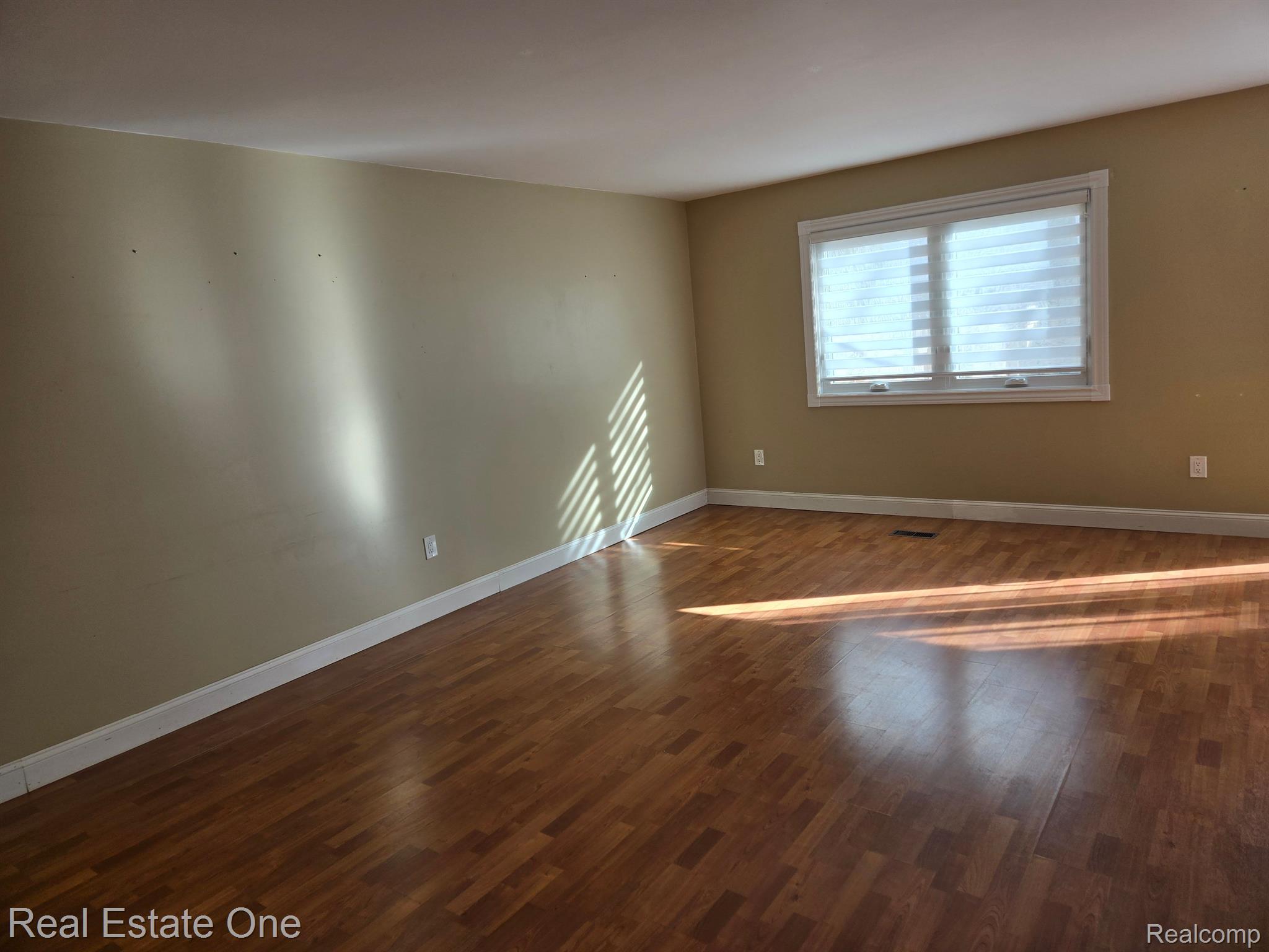 111 MANOR WAY Bldg#: 14
