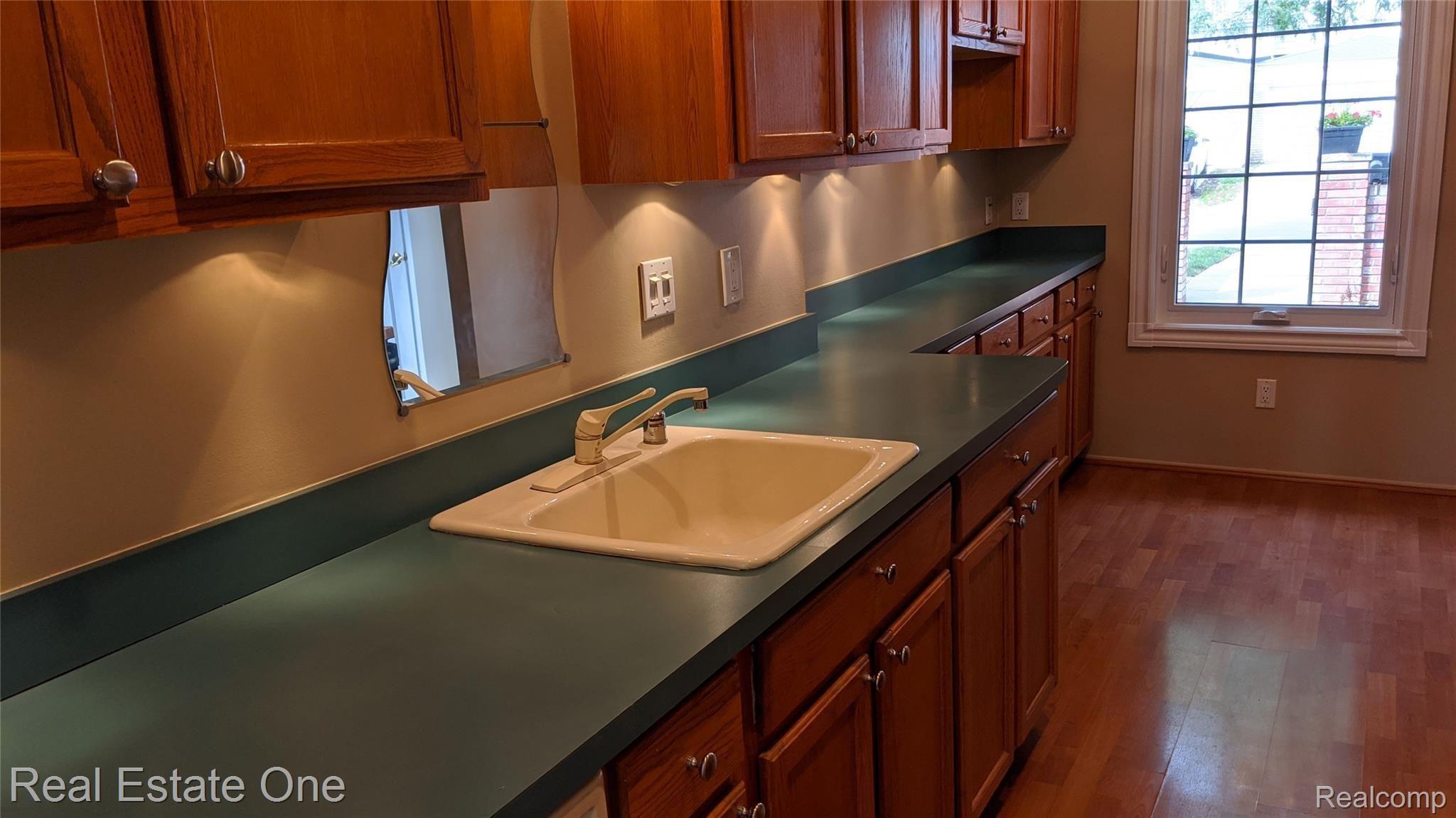 111 MANOR WAY Bldg#: 14