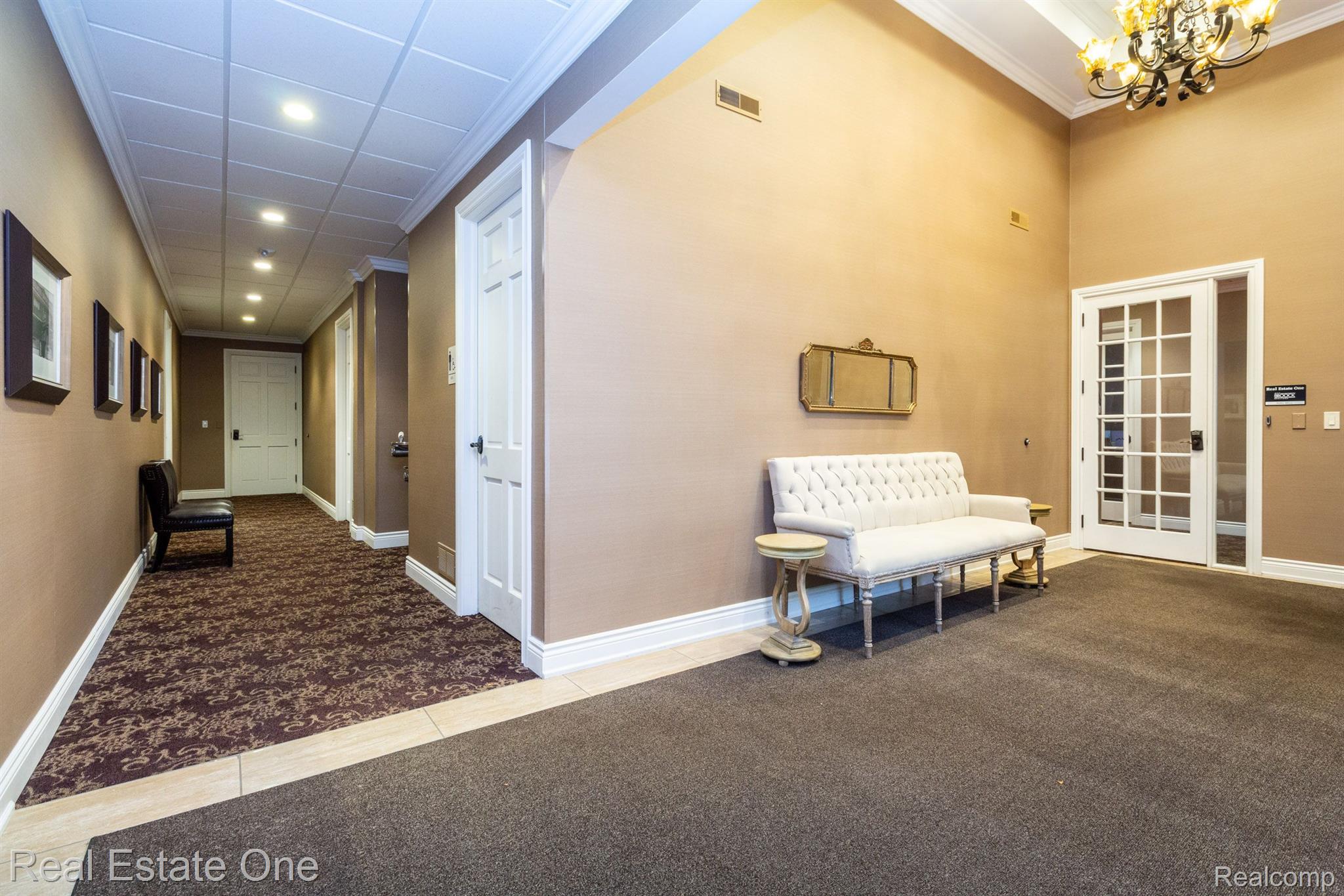 1002 N MAIN ST Suite 1