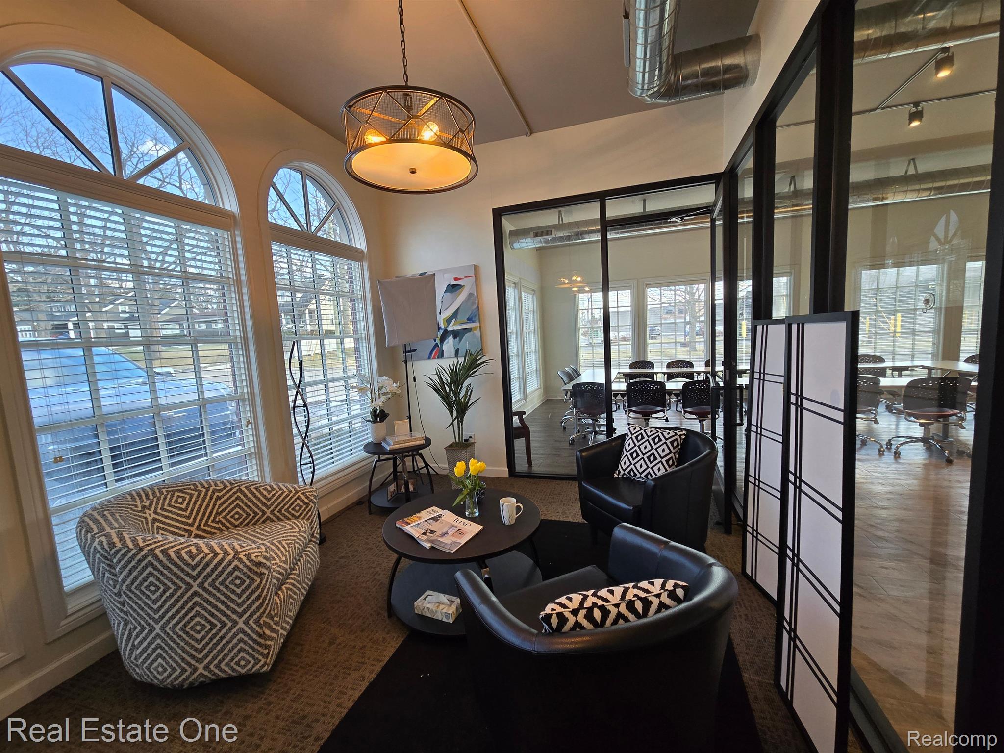 1002 N MAIN ST Suite 1