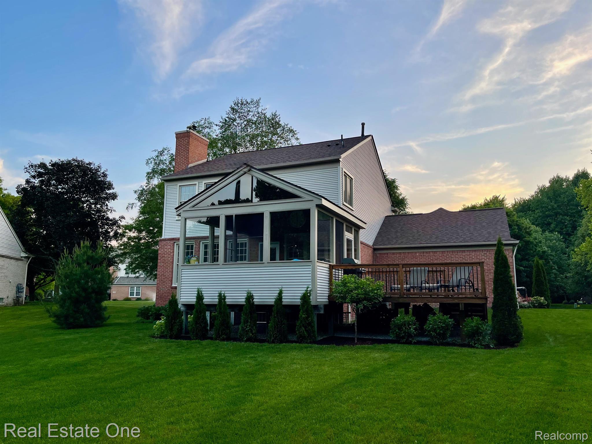 2677 Aubrey DR