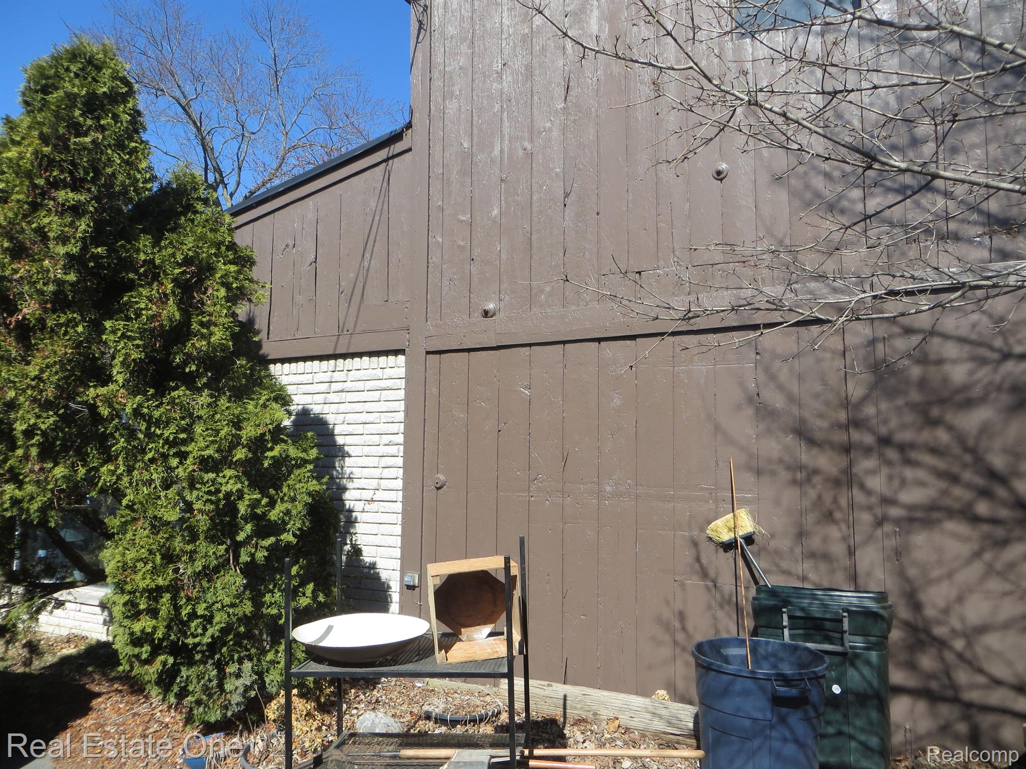 139 ROMEO RD