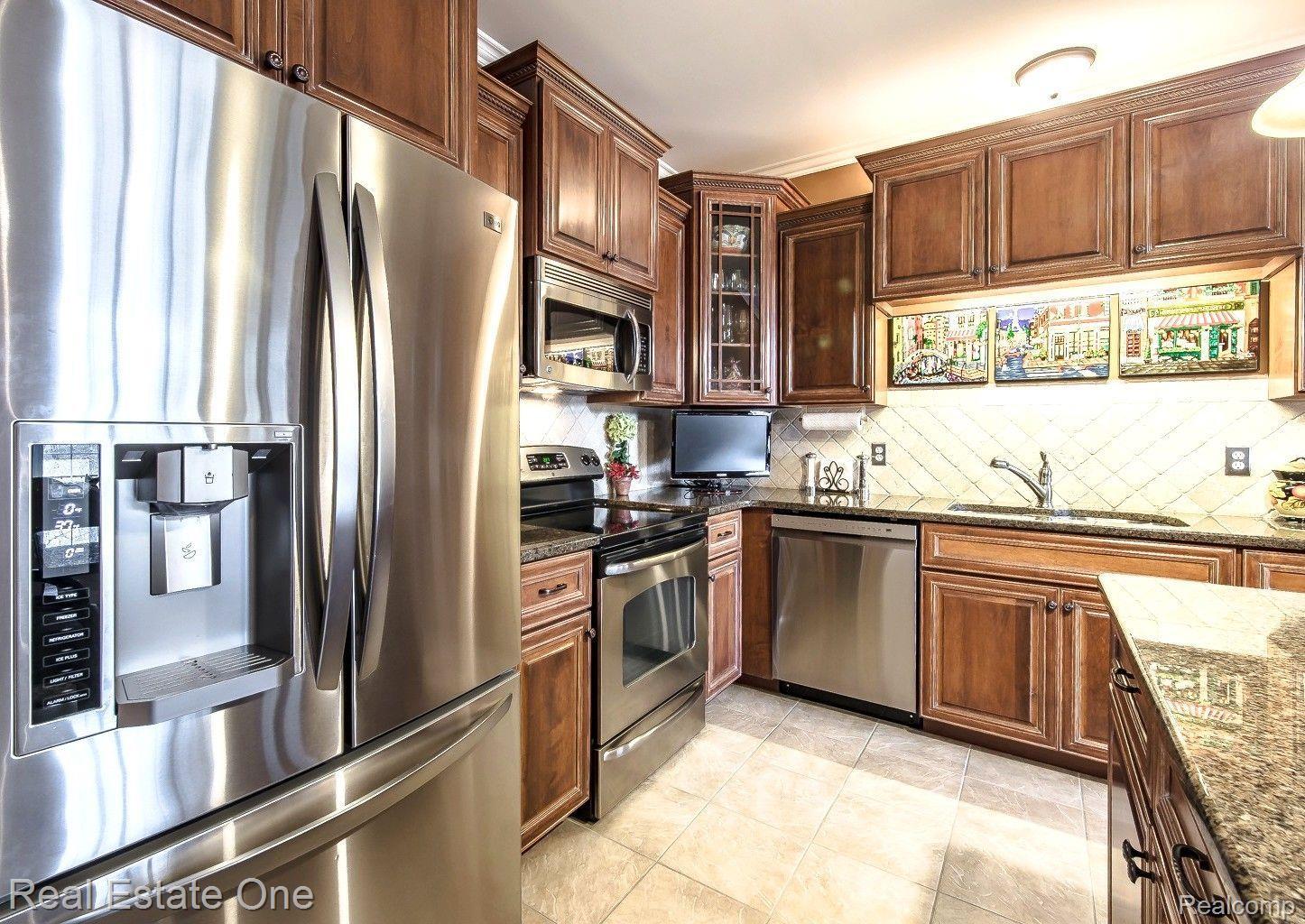 2039 Austin DR Unit 6