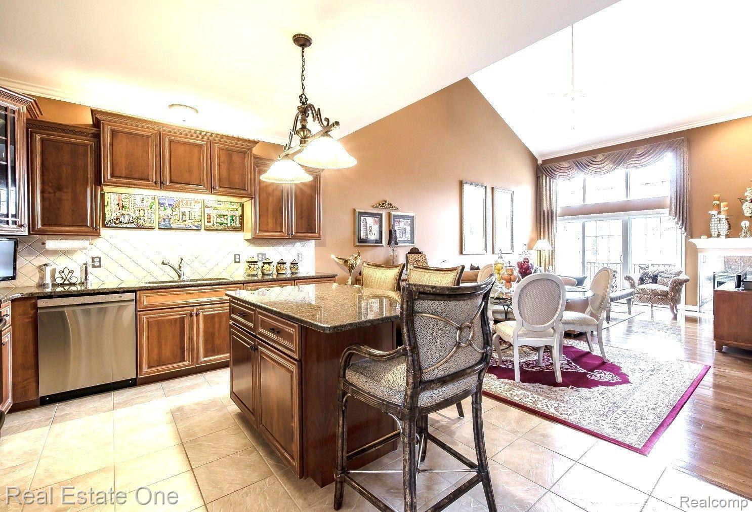 2039 Austin DR Unit 6