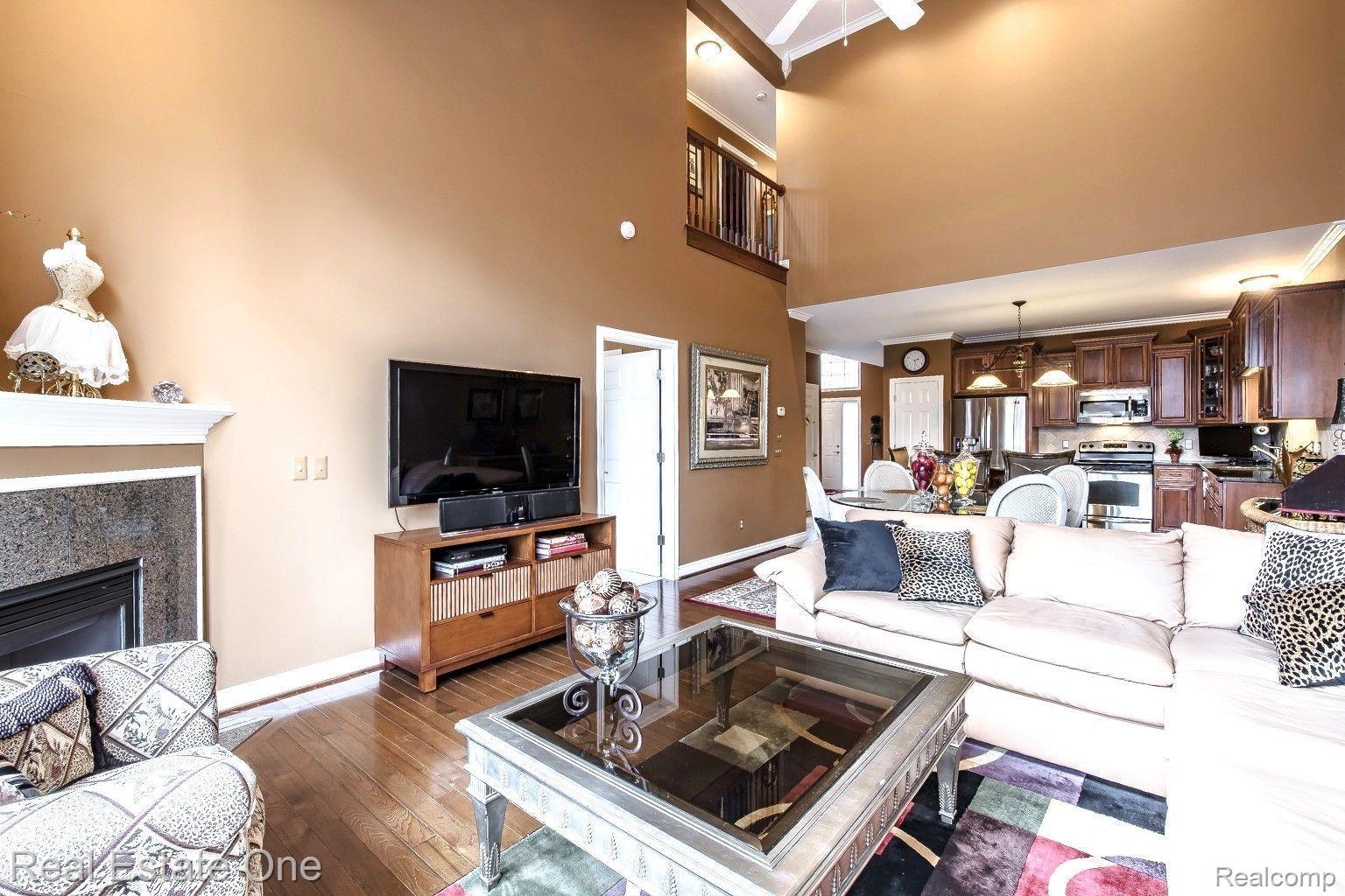 2039 Austin DR Unit 6
