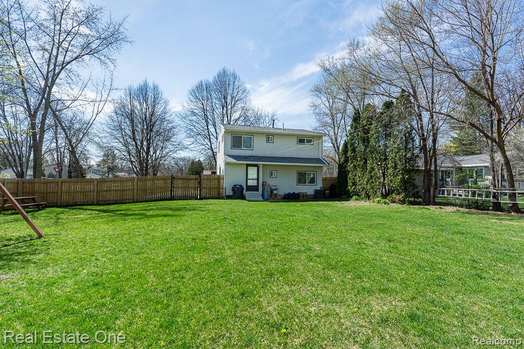 2475 CULBERTSON AVE