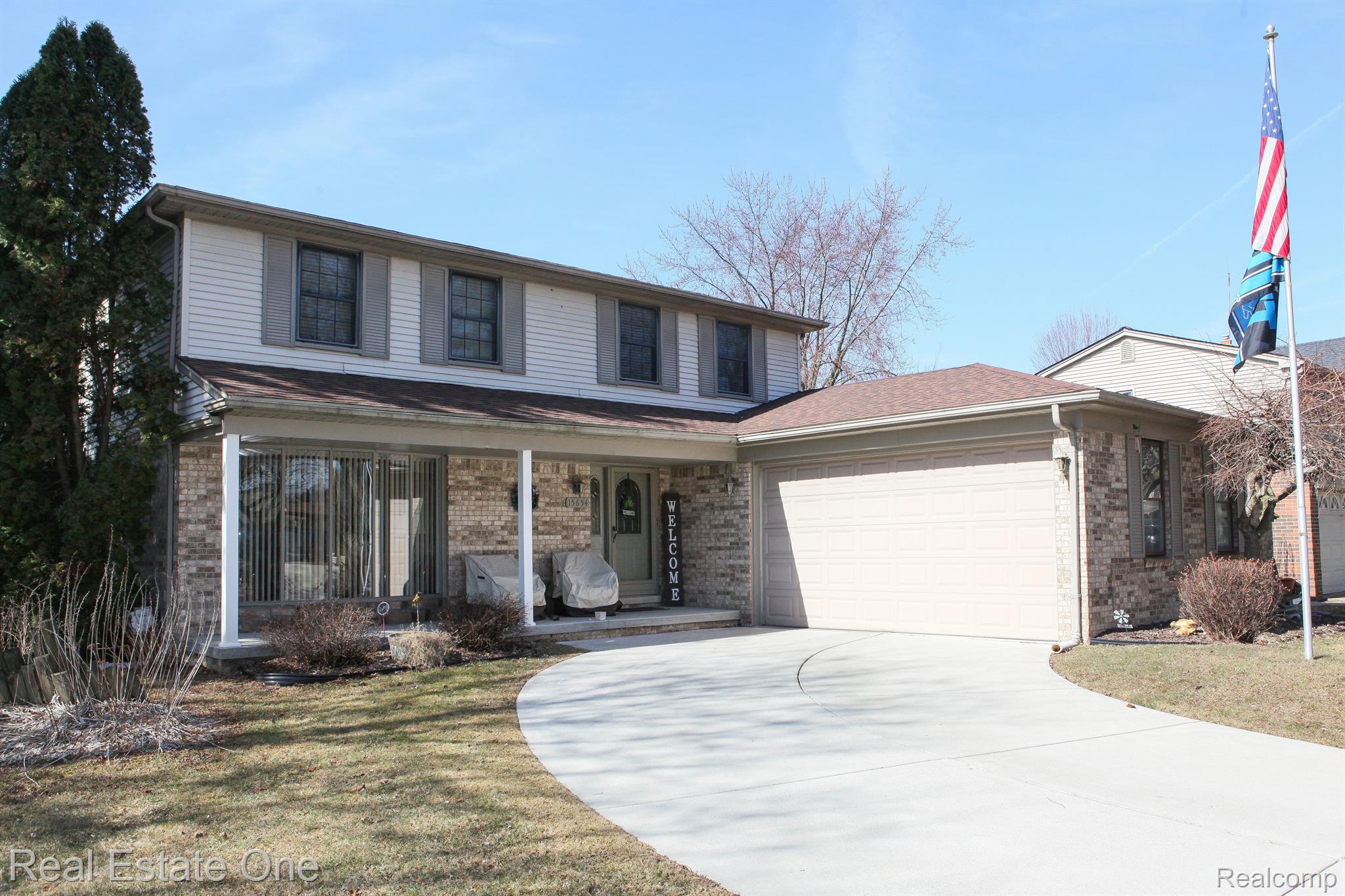 15654 VALERIE DR
