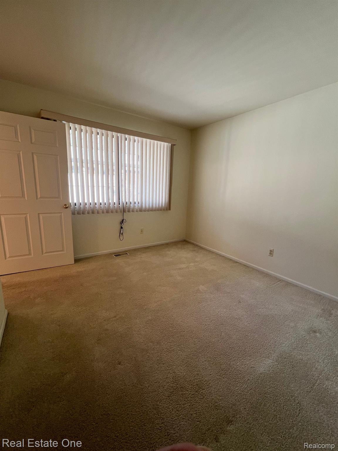 916 WEXFORD WAY 7 2L Unit: 7