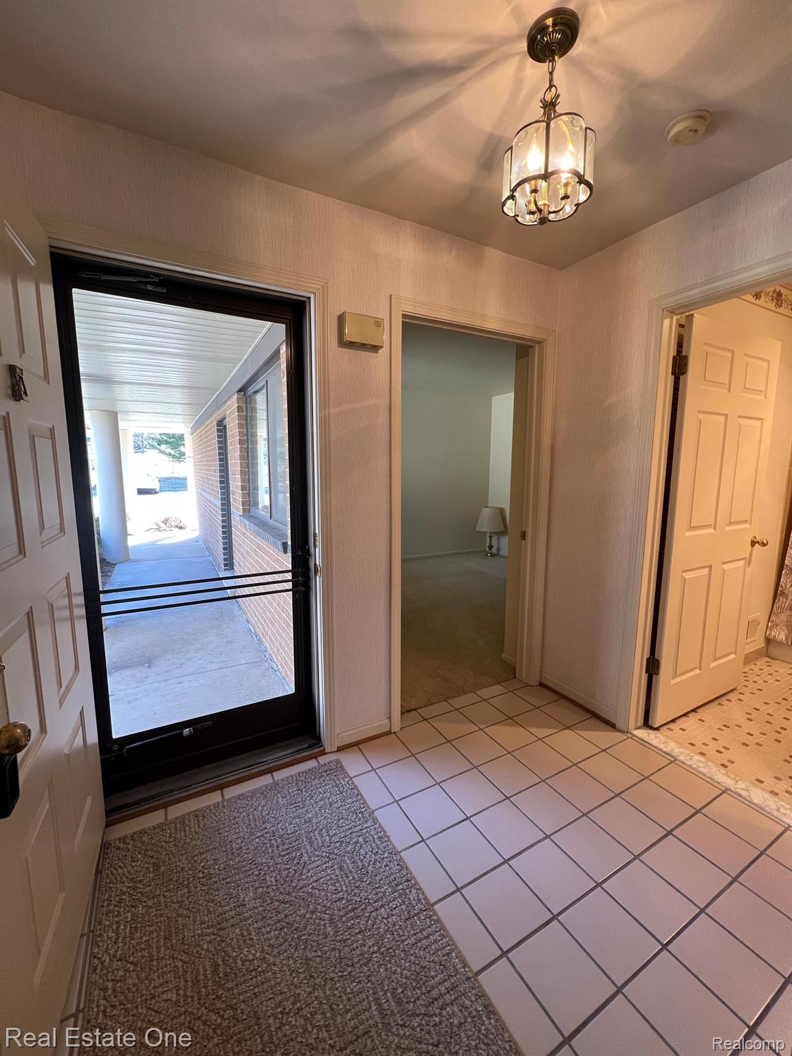 916 WEXFORD WAY 7 2L Unit: 7
