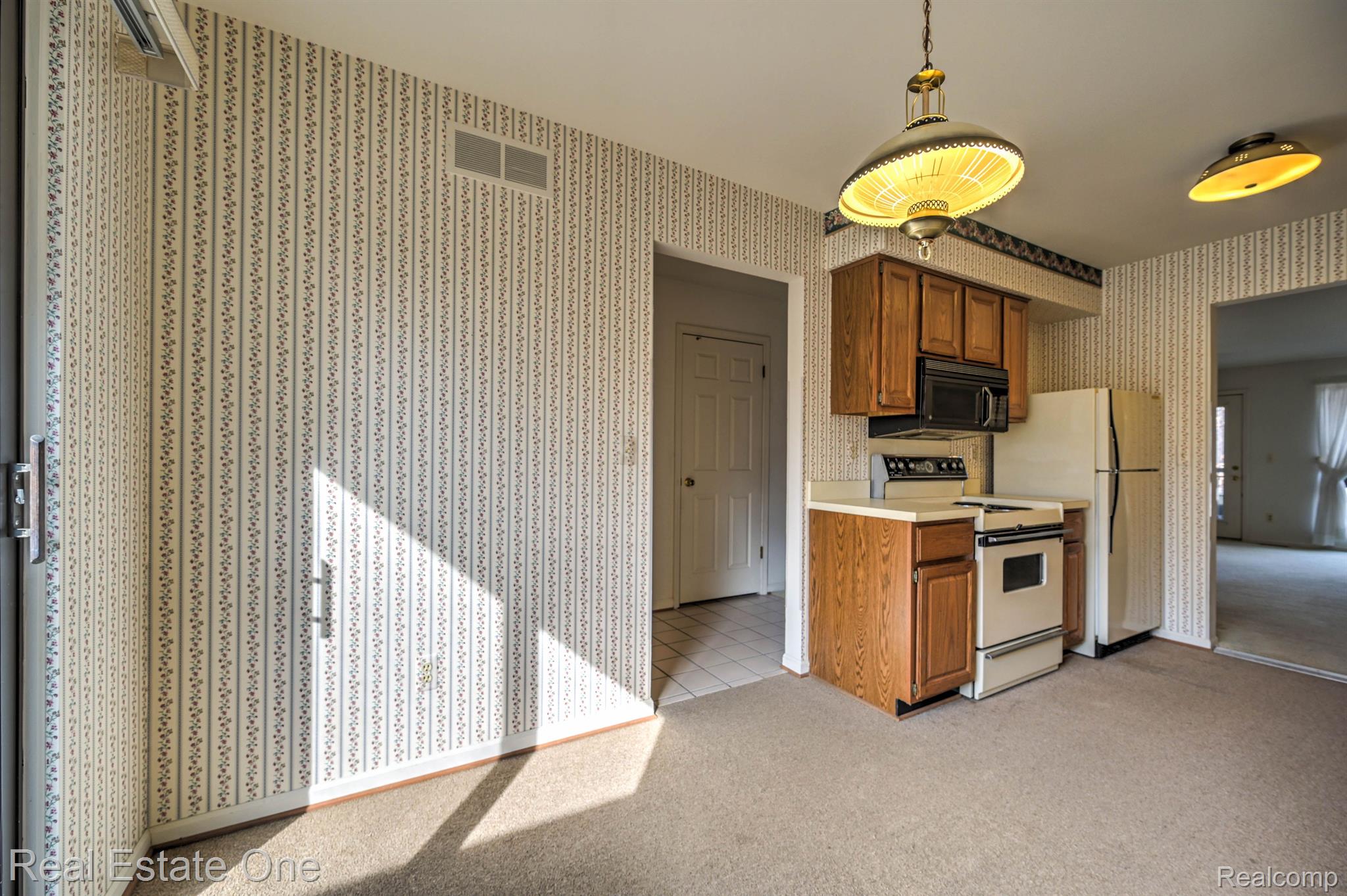 916 WEXFORD WAY 7 2L Unit: 7