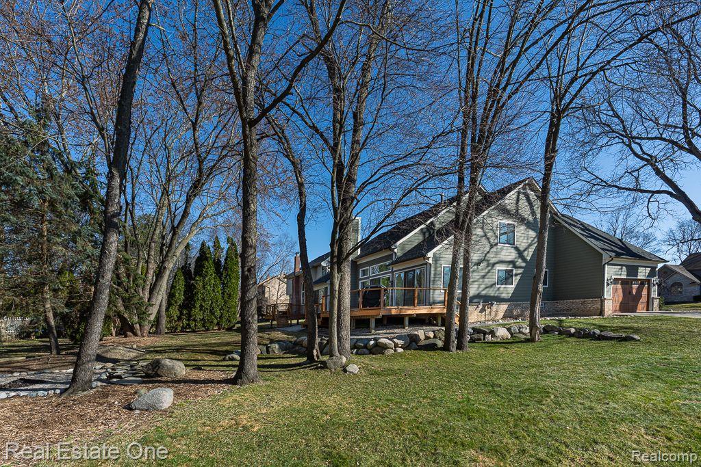 5635 Sheffield DR