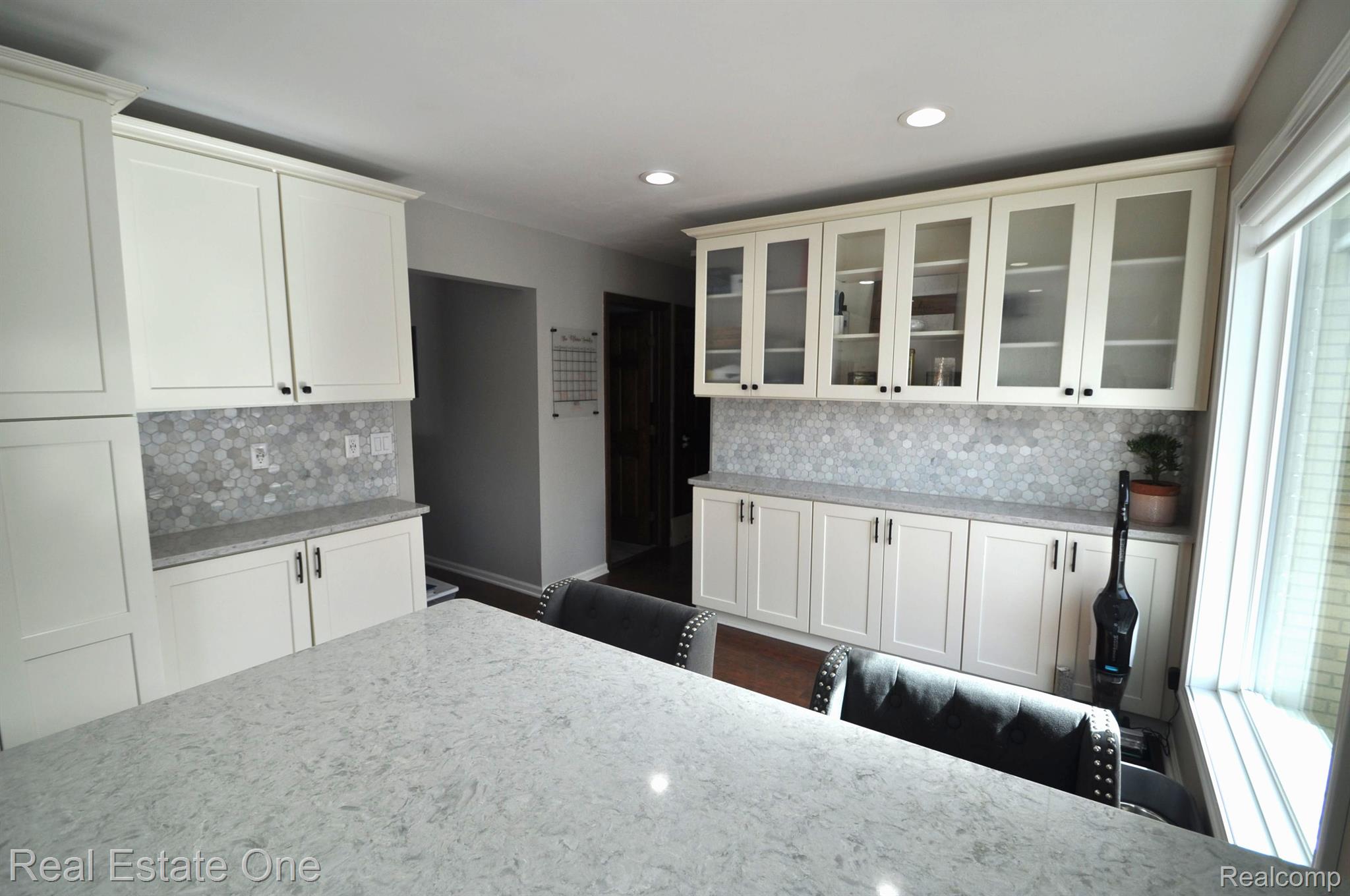 53447 GARLAND DR