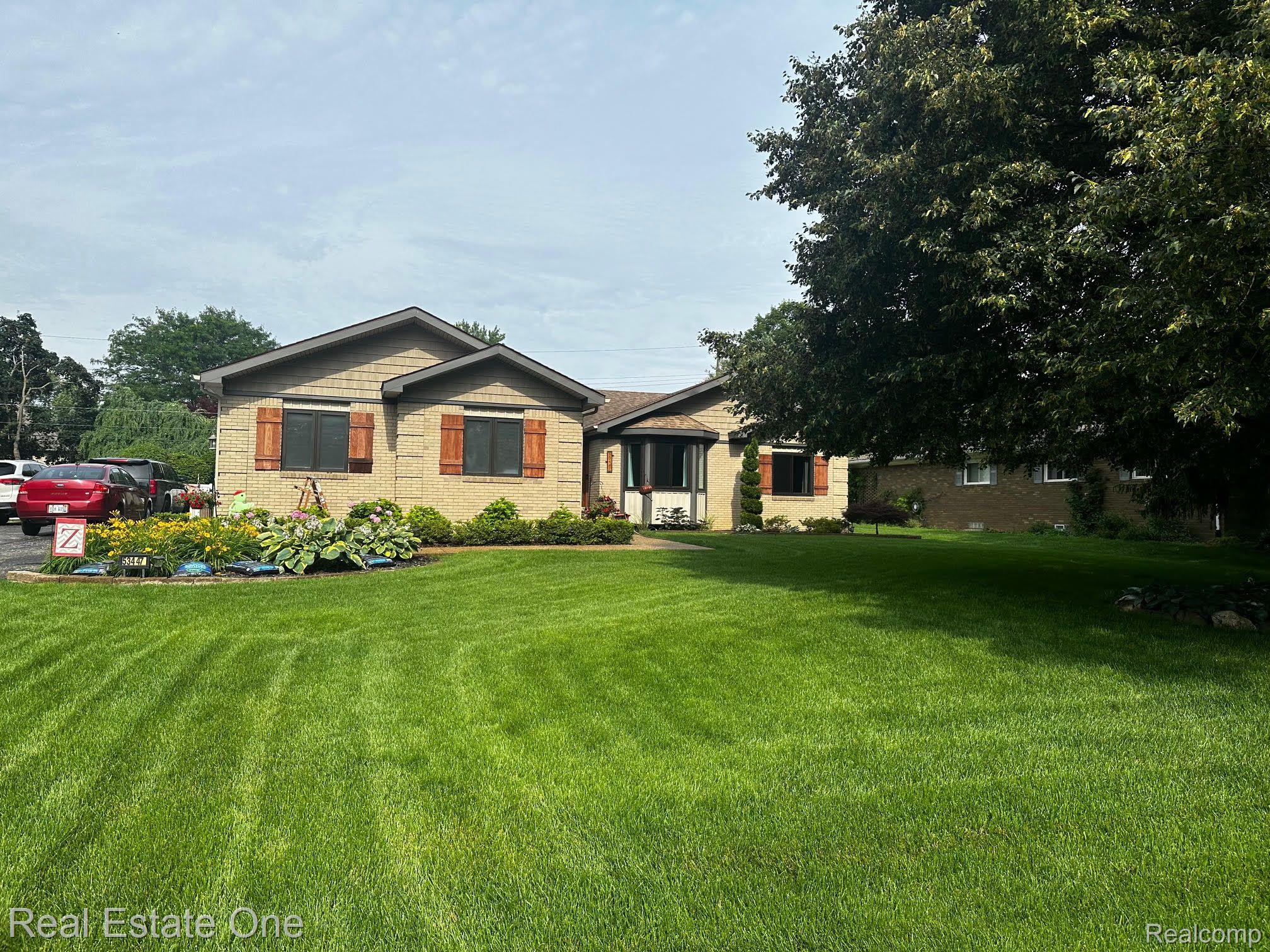 53447 GARLAND DR