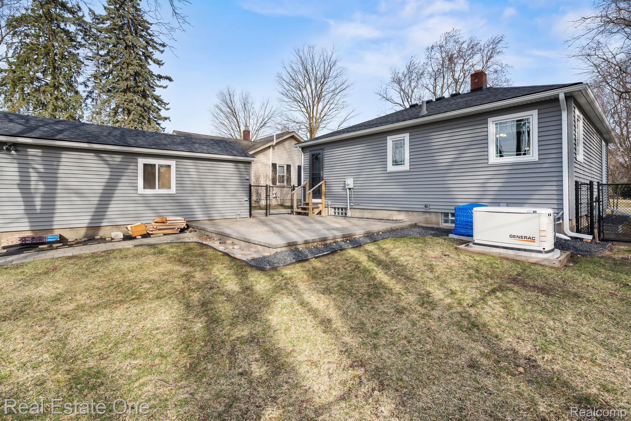 153 CROSWELL ST