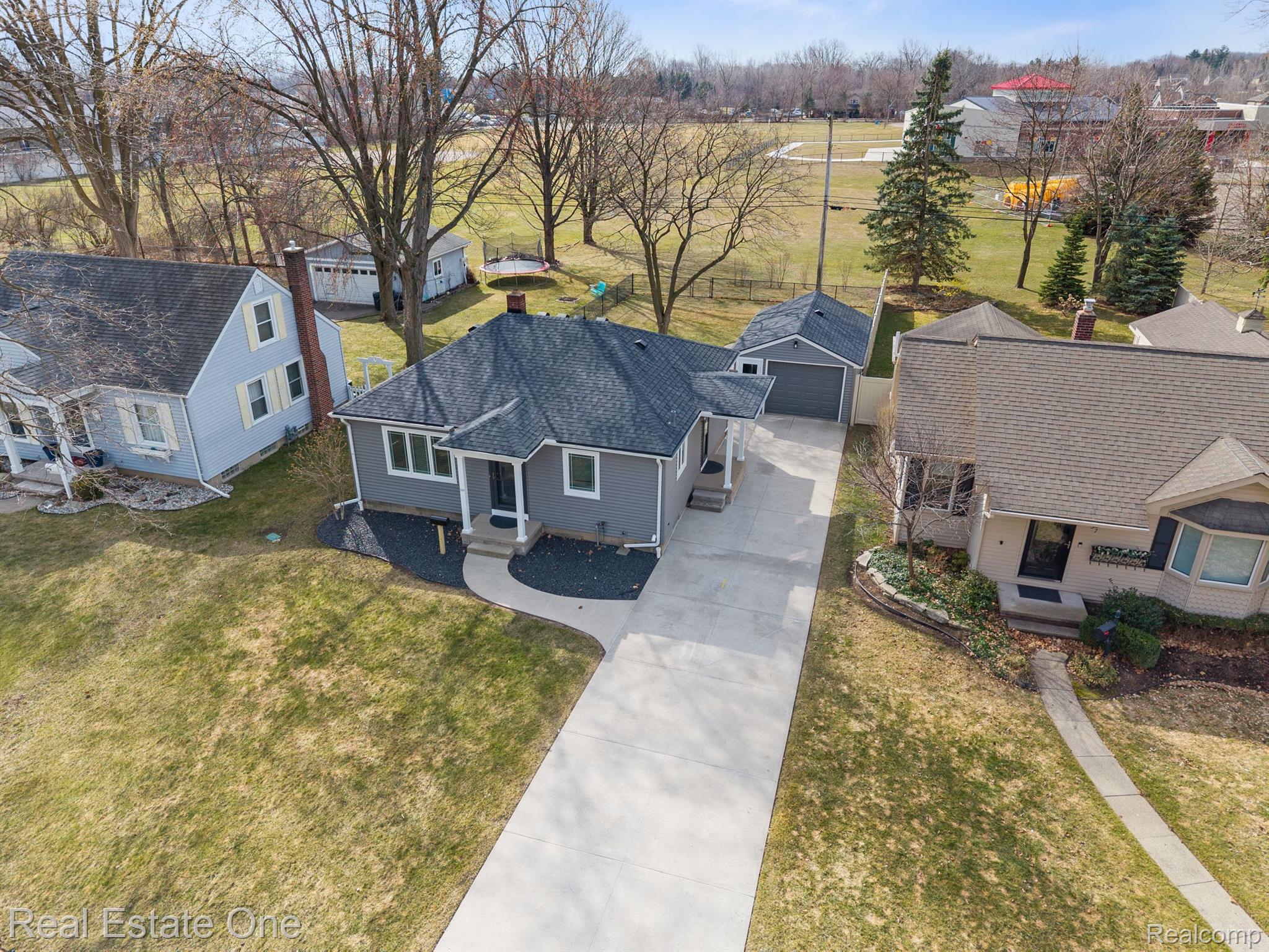 153 CROSWELL ST