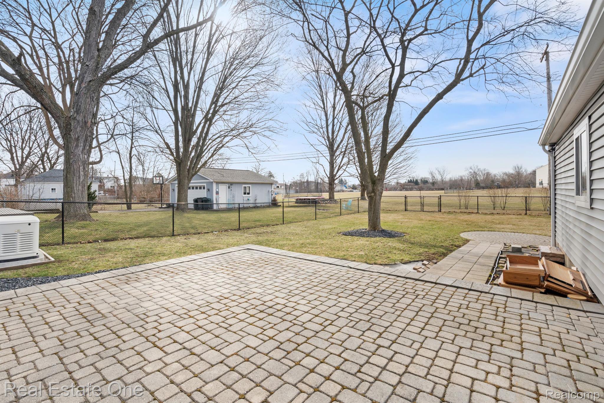 153 CROSWELL ST