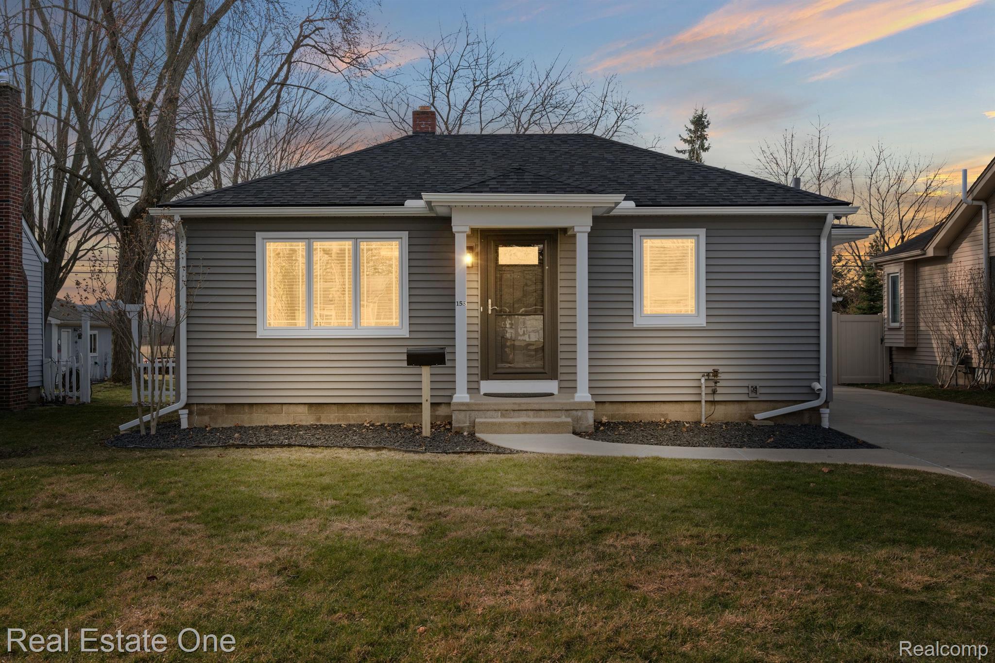 153 CROSWELL ST