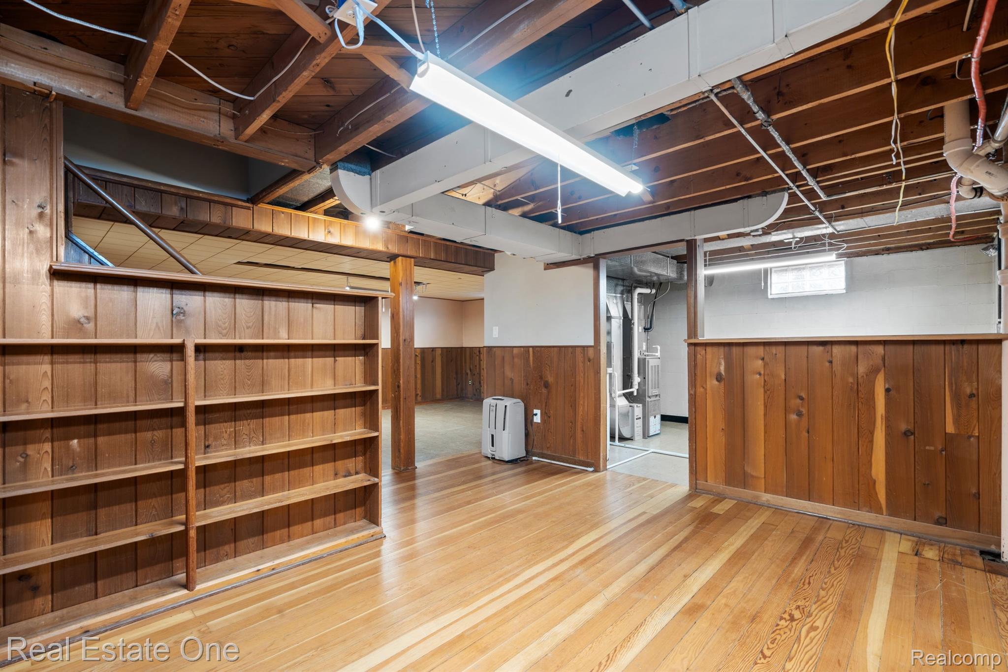 153 CROSWELL ST