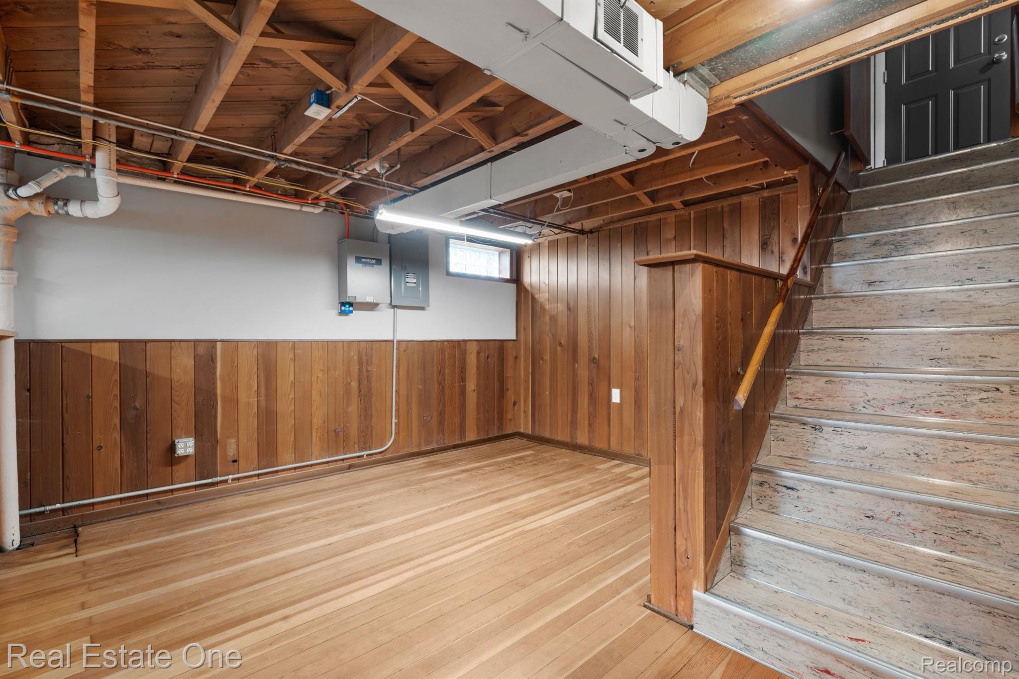 153 CROSWELL ST