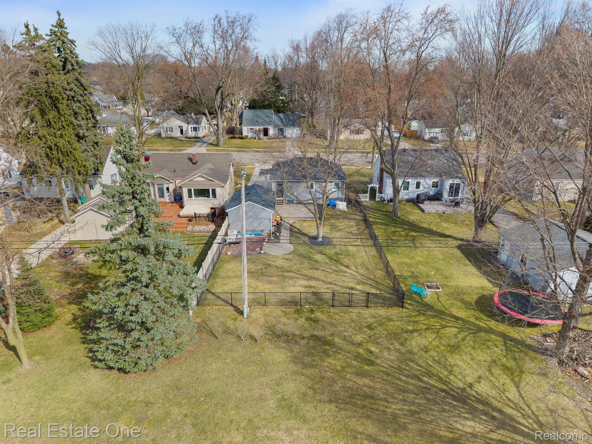 153 CROSWELL ST