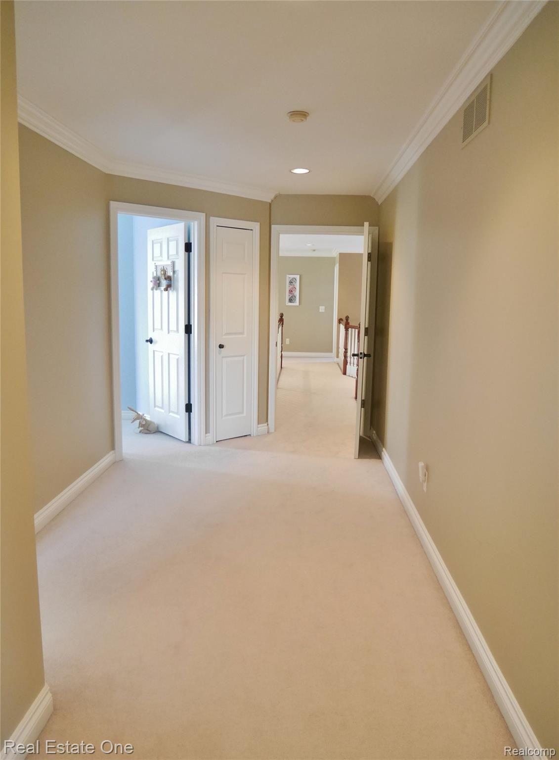 5846 CLEARVIEW DR