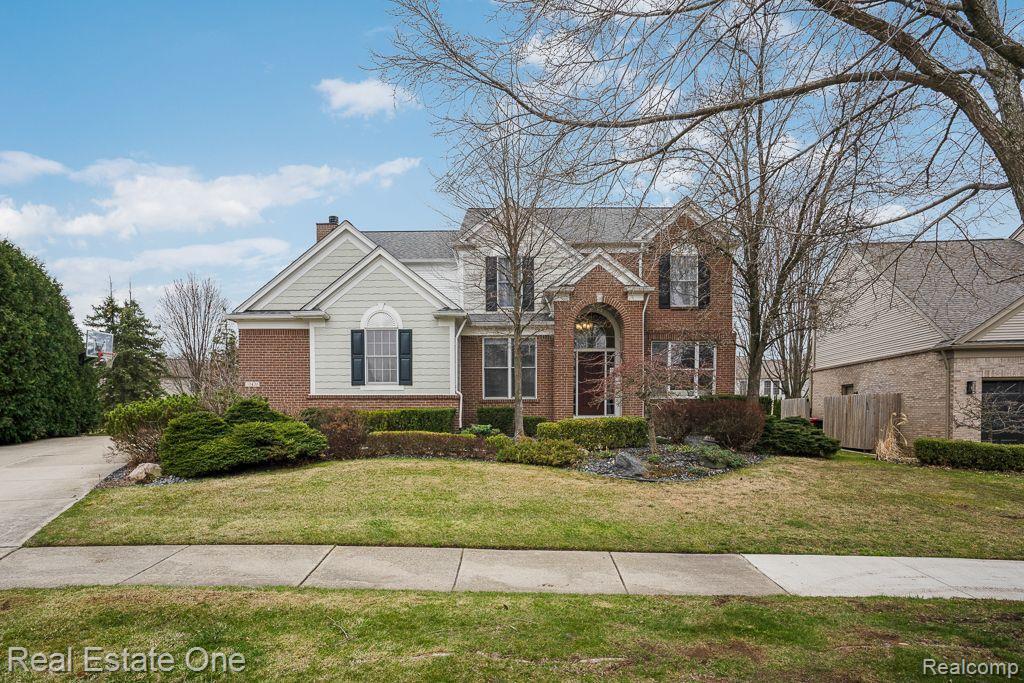 743 Caribou CRT