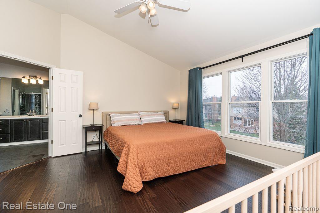 743 Caribou CRT