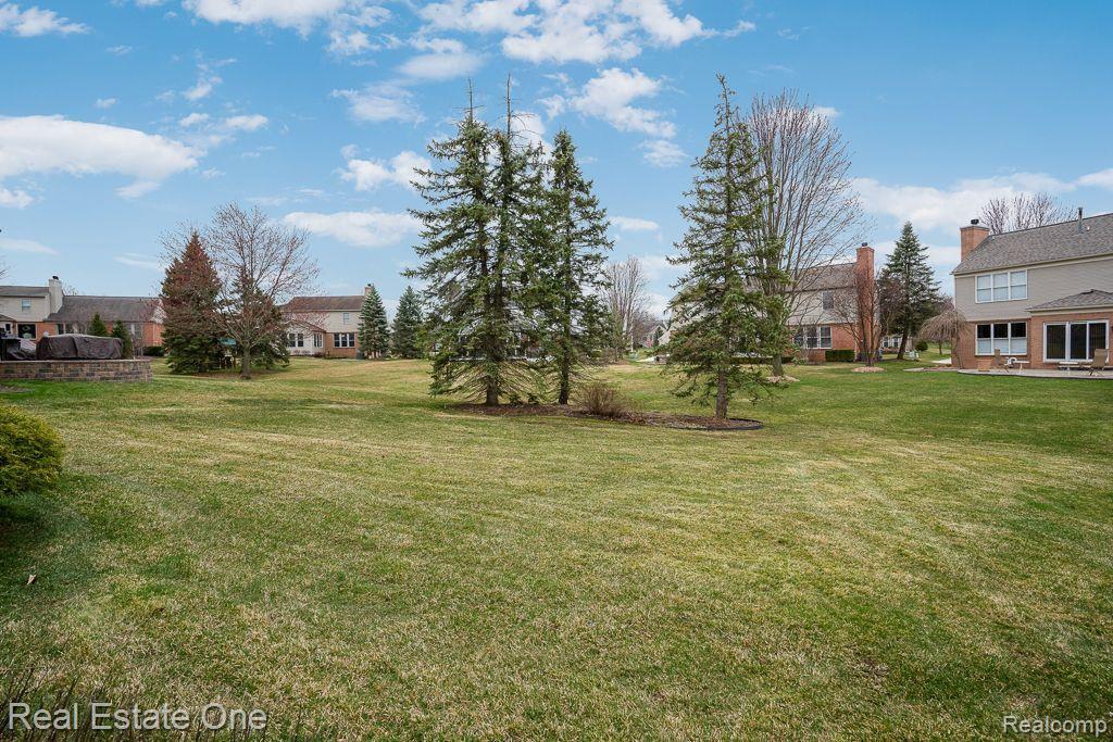 743 Caribou CRT