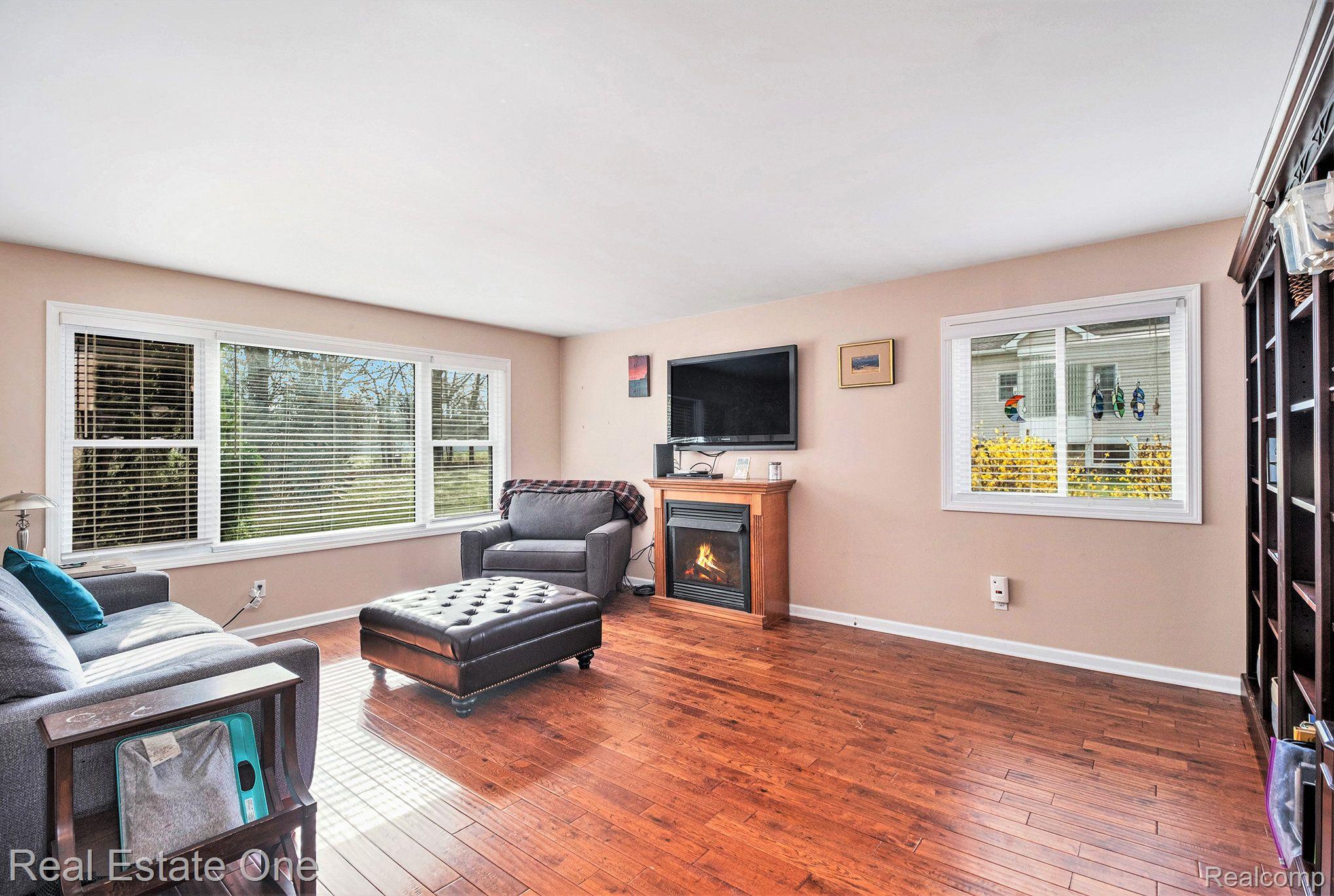 1167 BREWSTER RD