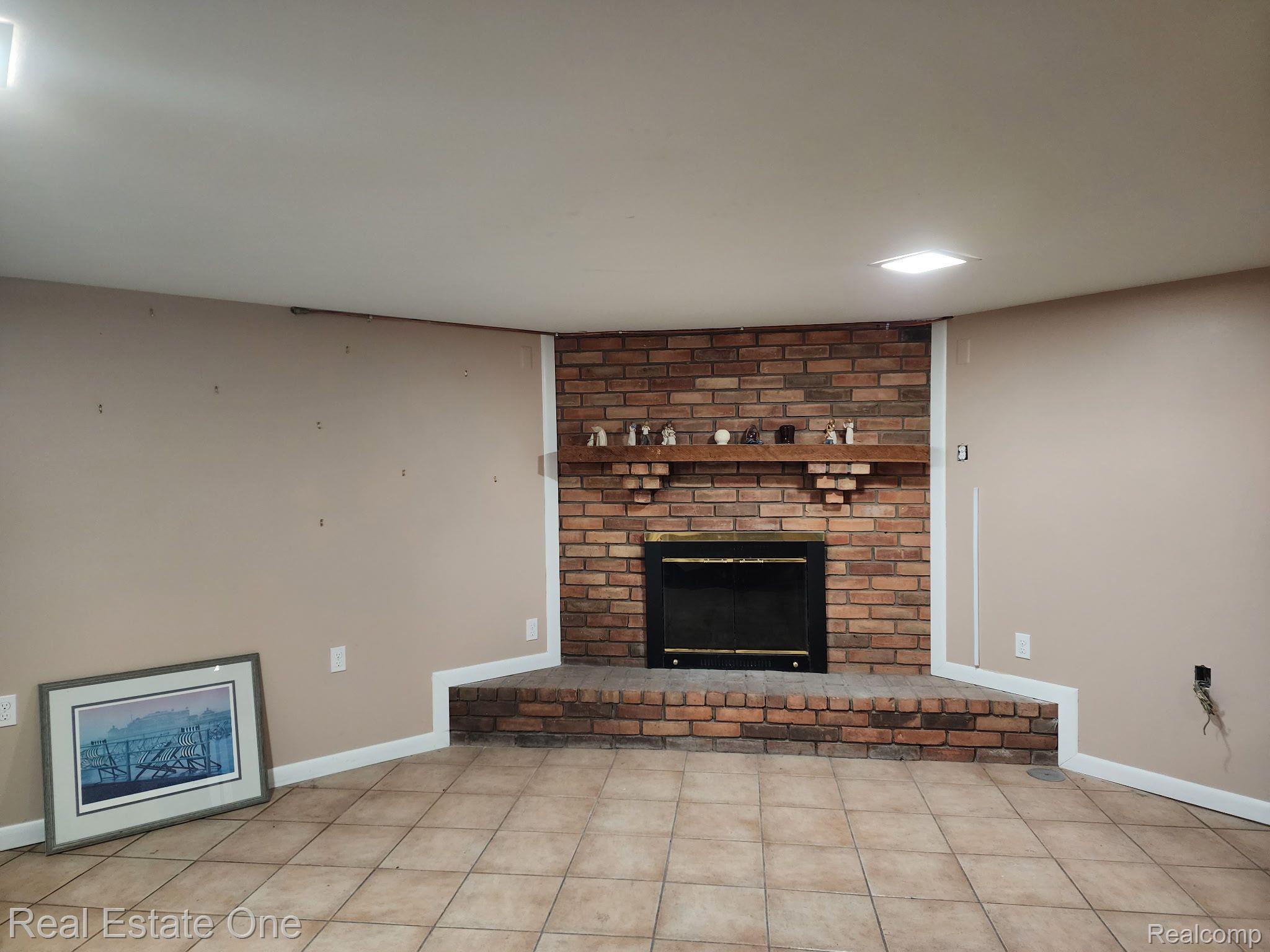 1167 BREWSTER RD