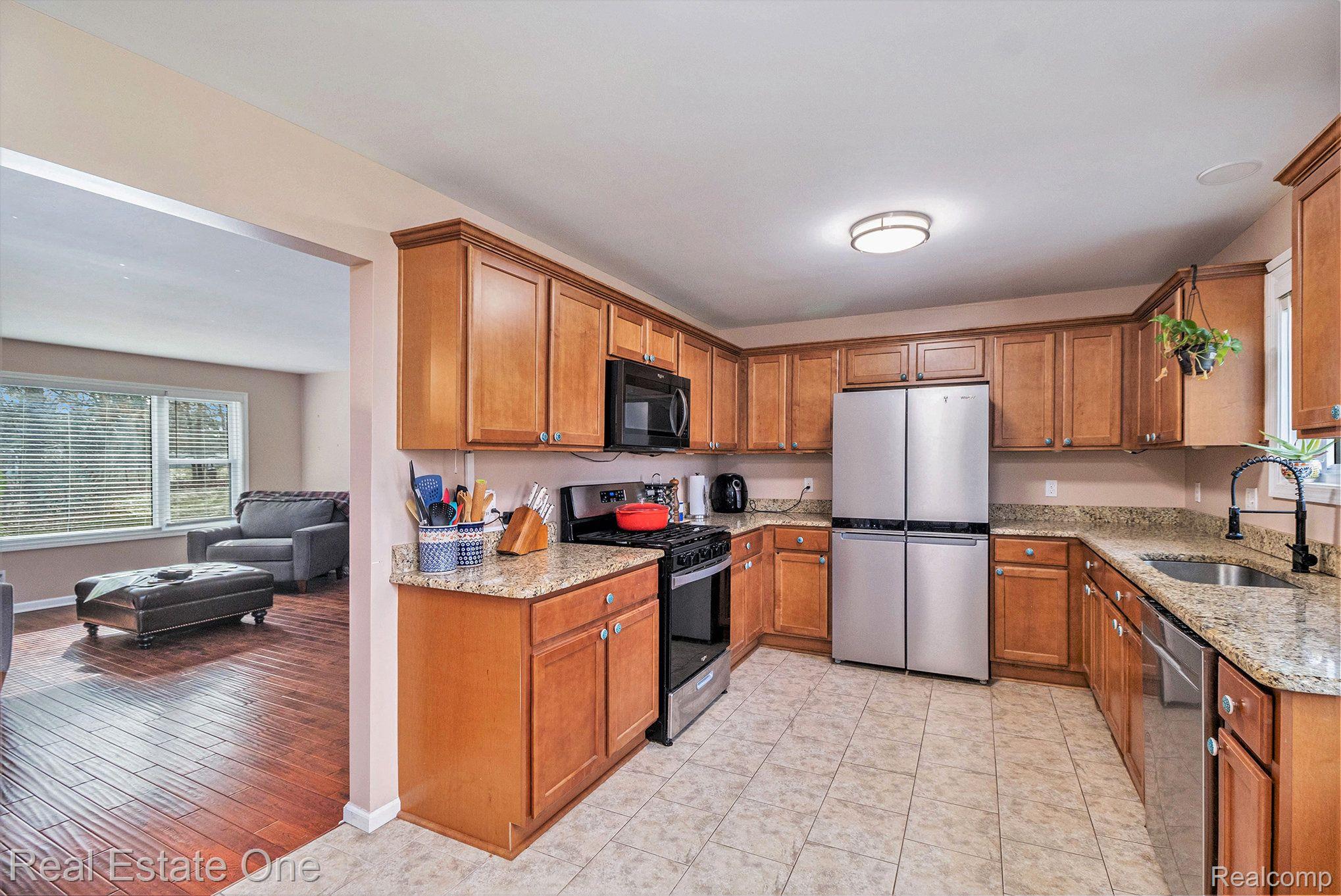 1167 BREWSTER RD
