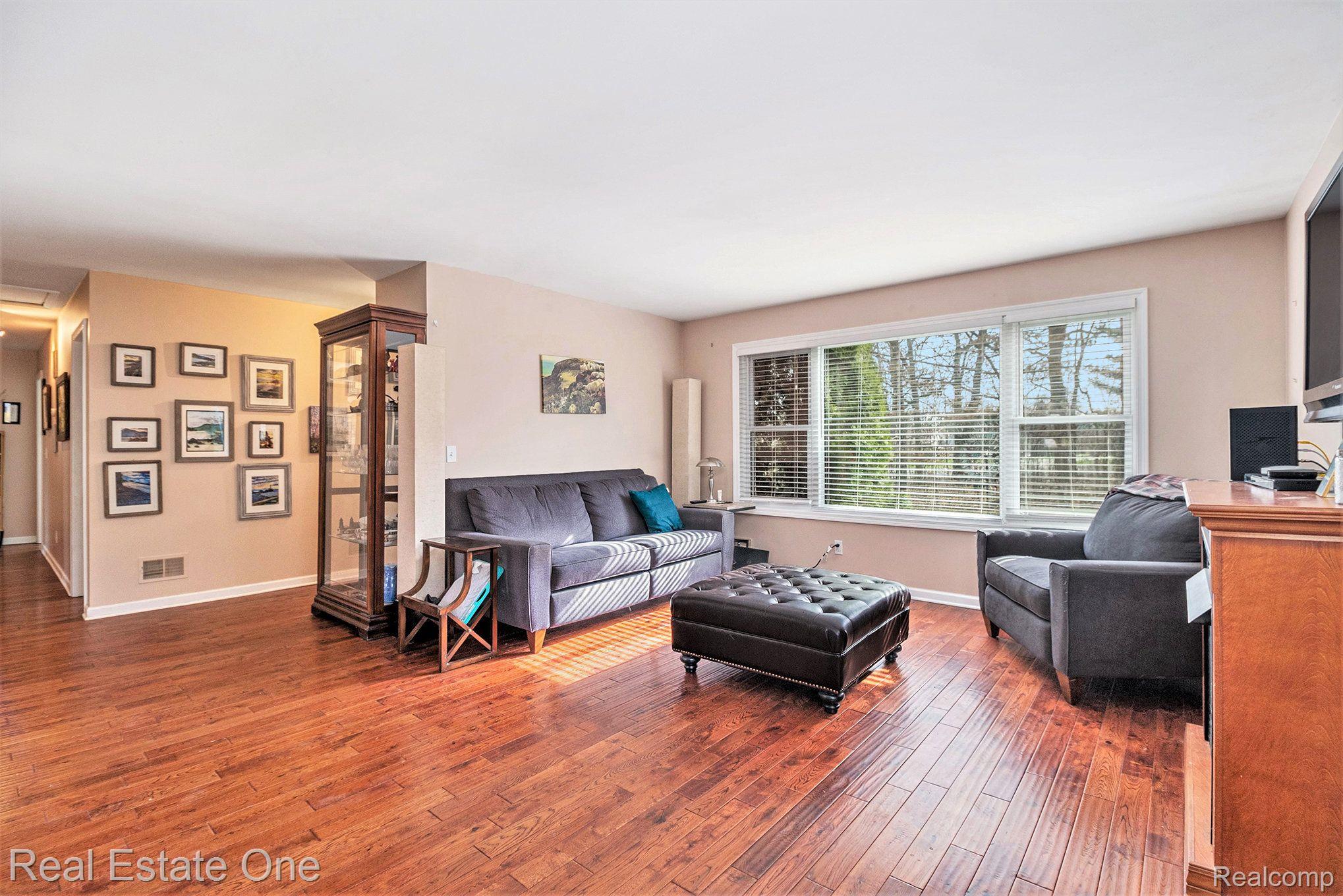 1167 BREWSTER RD