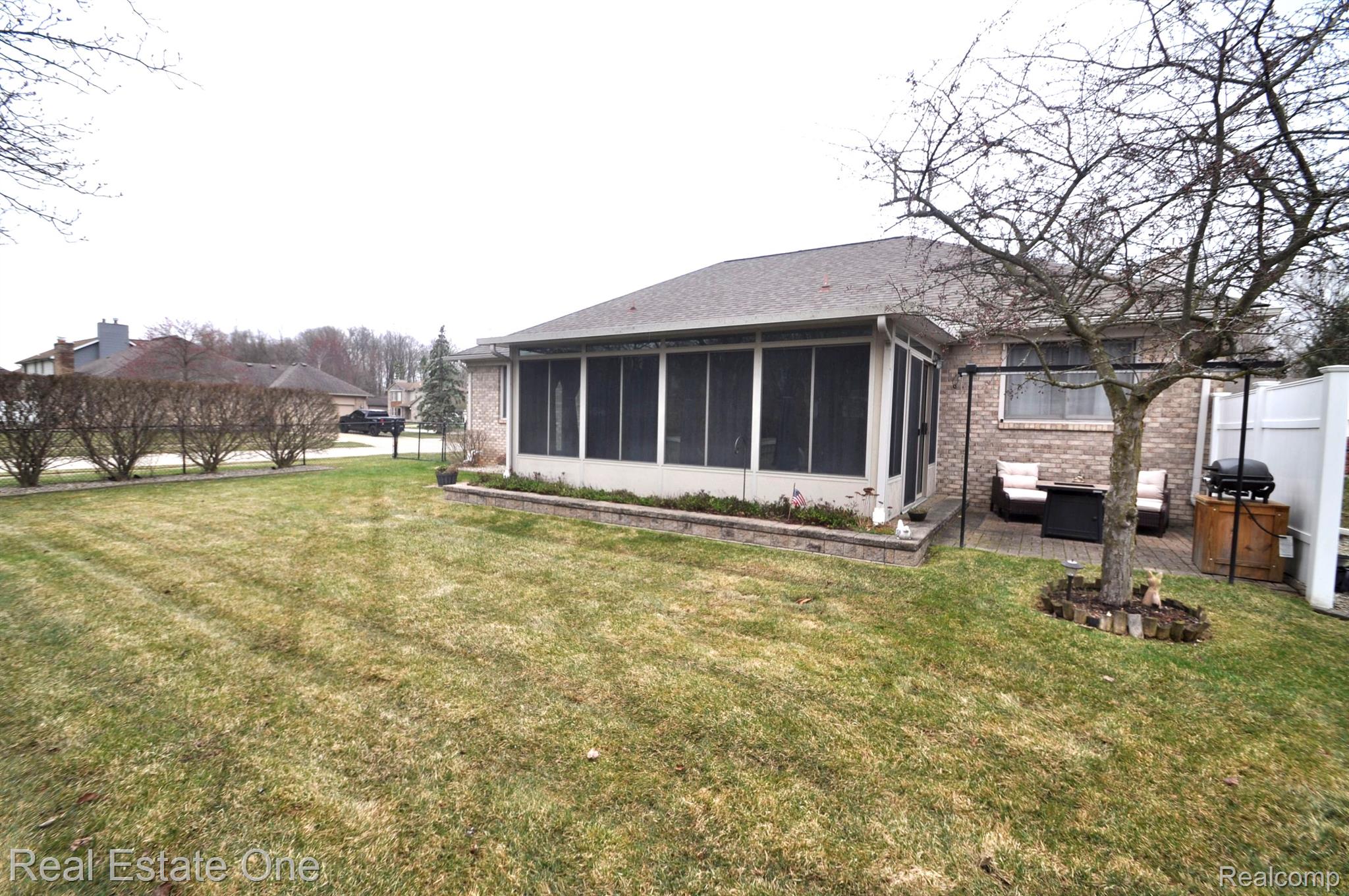 46654 SPRINGHILL DR