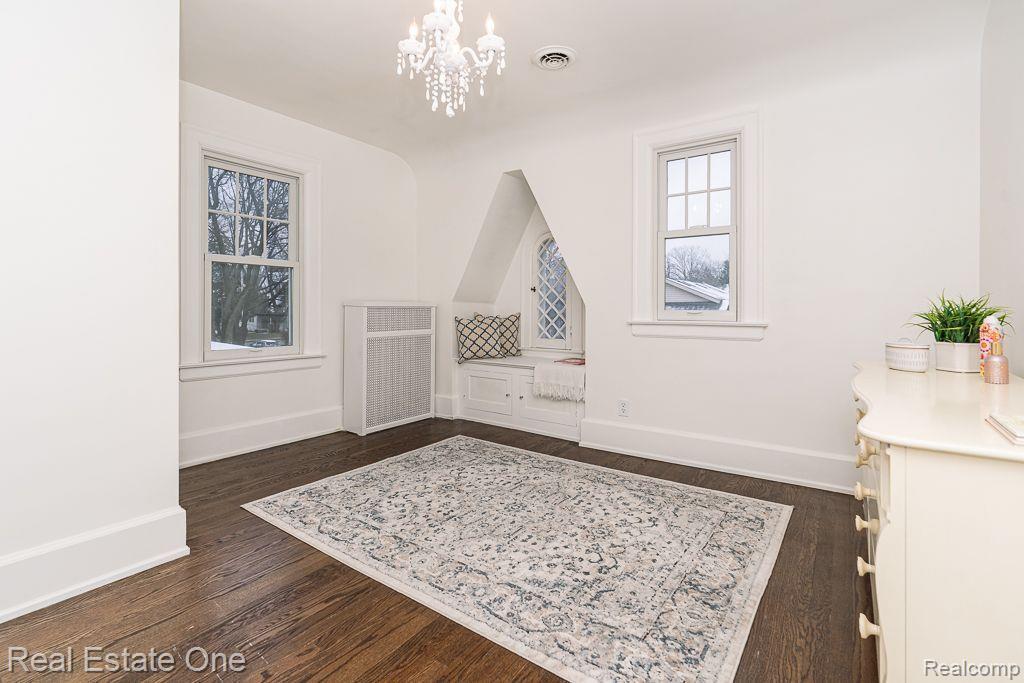 145 LINWOOD AVE