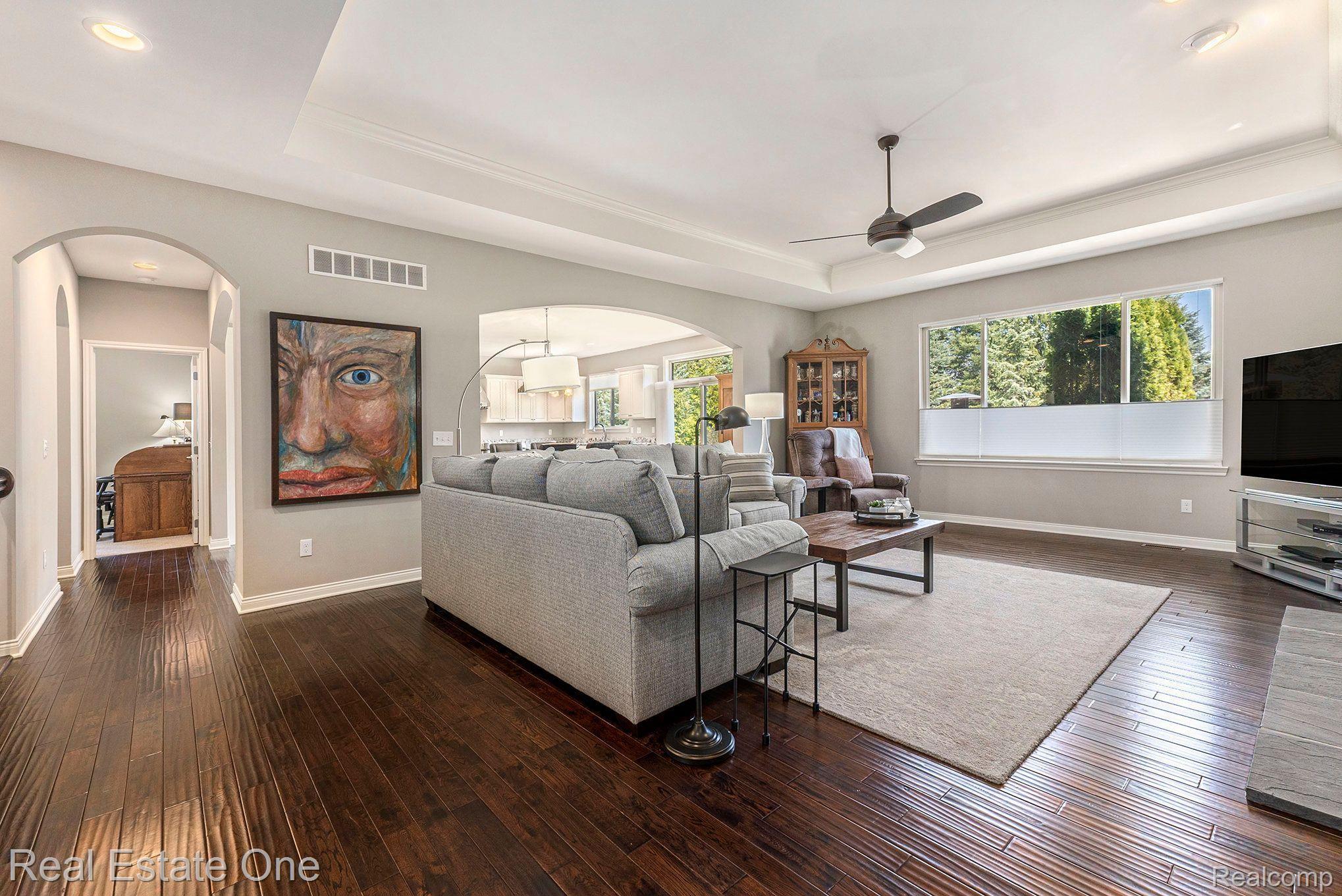 1057 PEMBROKE