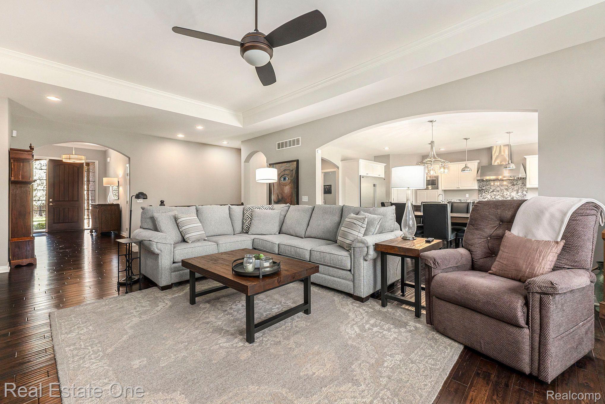 1057 PEMBROKE