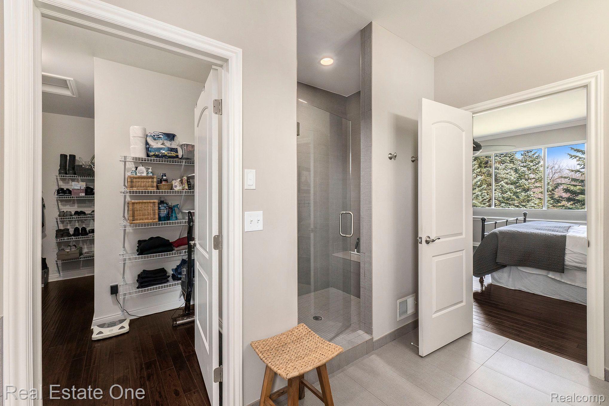 1057 PEMBROKE