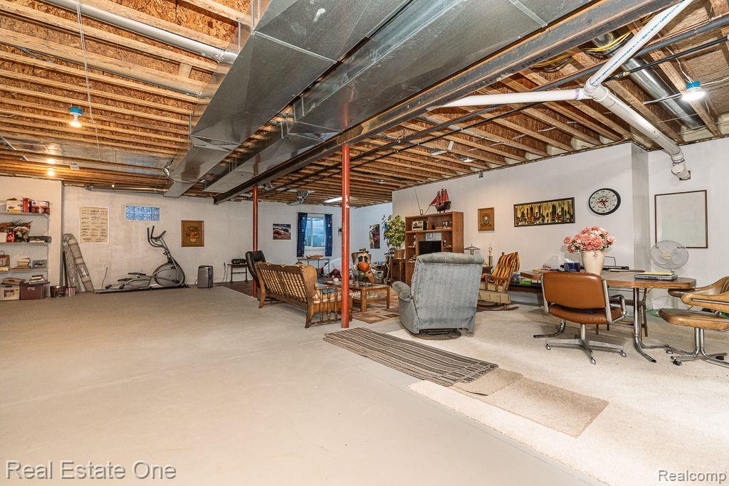 6551 Meldrum RD