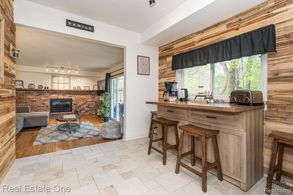 53416 Bellamine DR