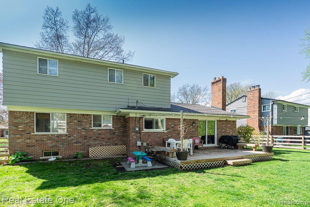 53416 Bellamine DR