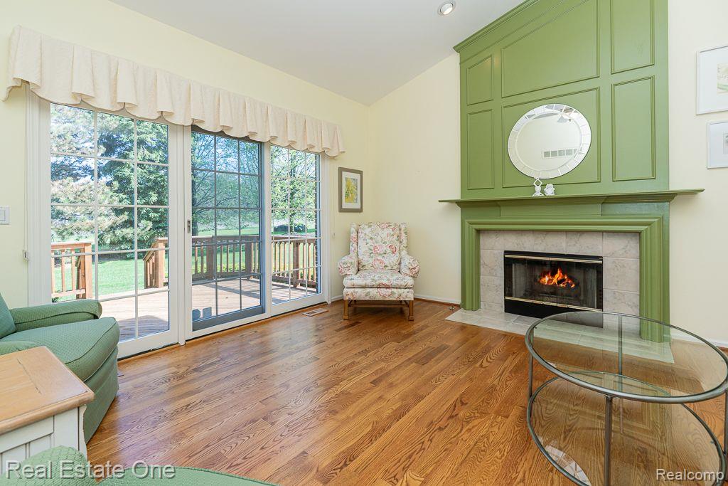 1639 Boulder CRT