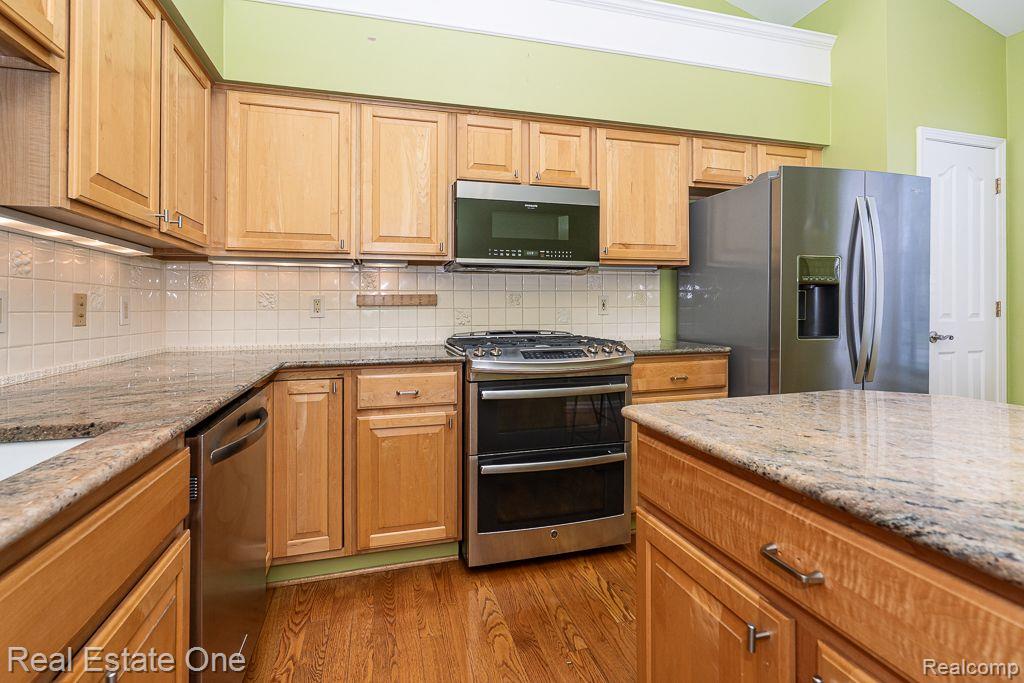 1639 Boulder CRT