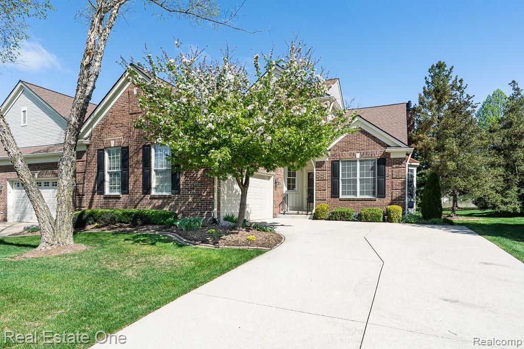 1639 Boulder CRT