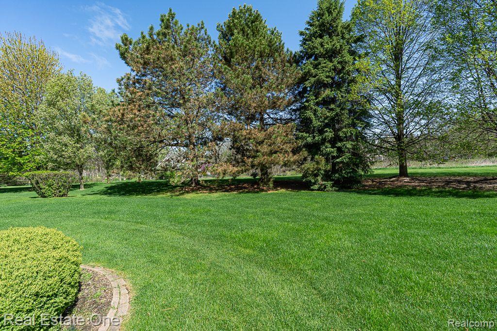 1639 Boulder CRT