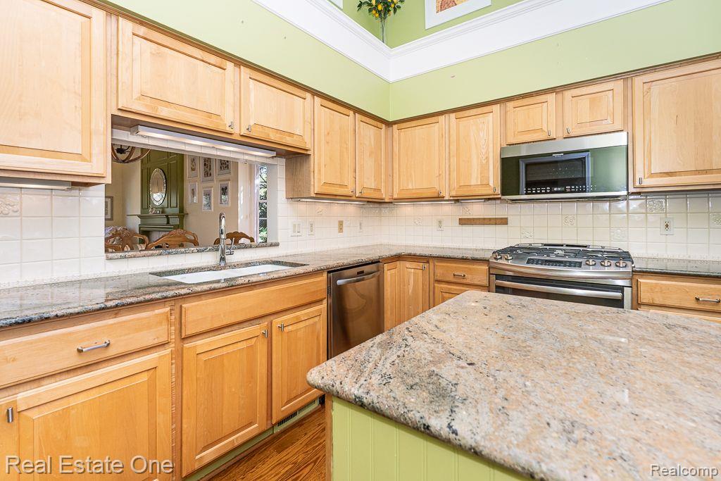 1639 Boulder CRT