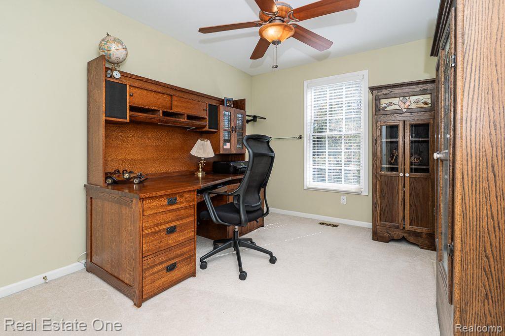 1639 Boulder CRT