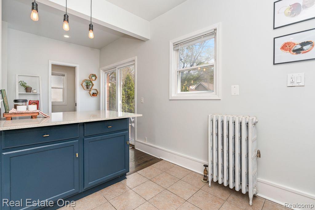 1039 Longfellow AVE