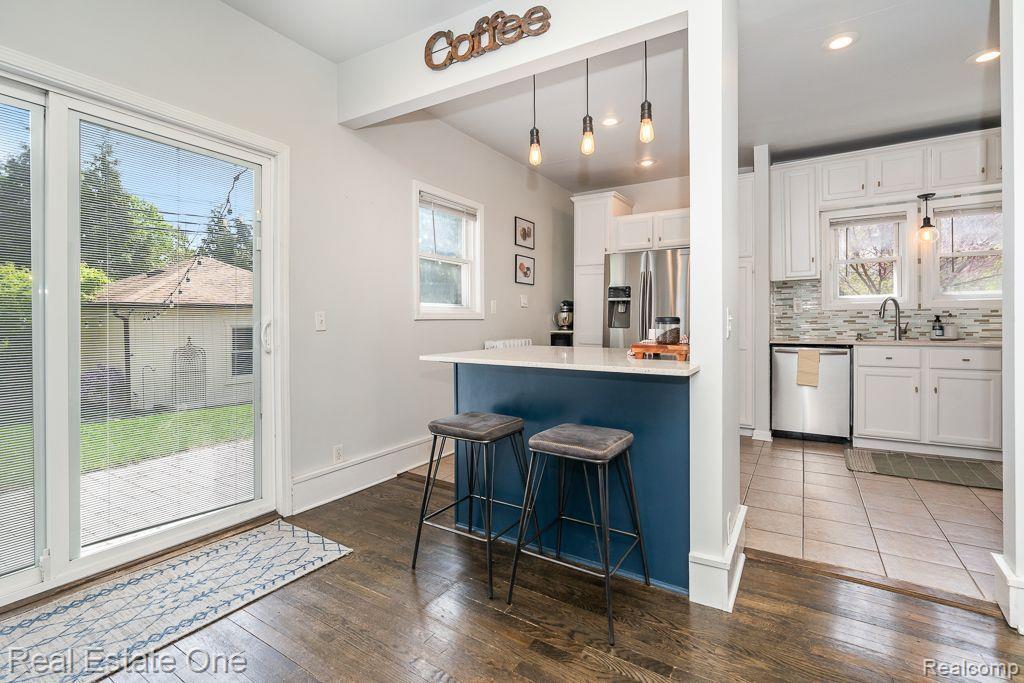 1039 Longfellow AVE