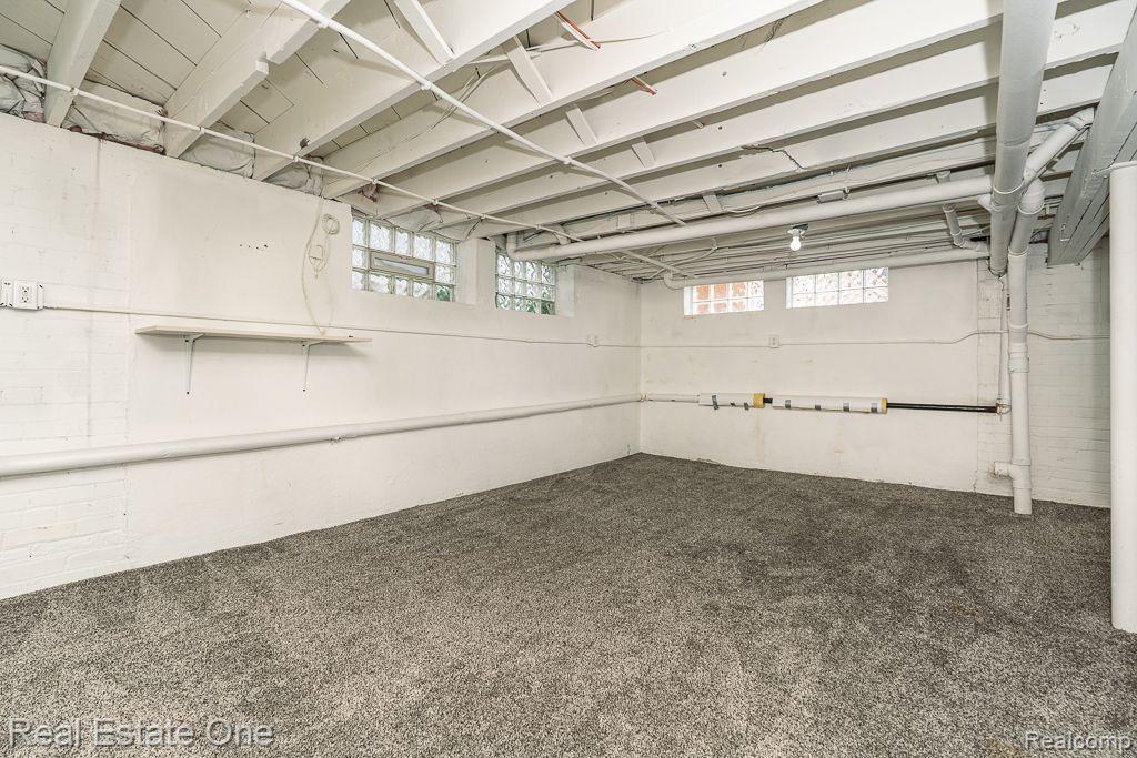 1039 Longfellow AVE